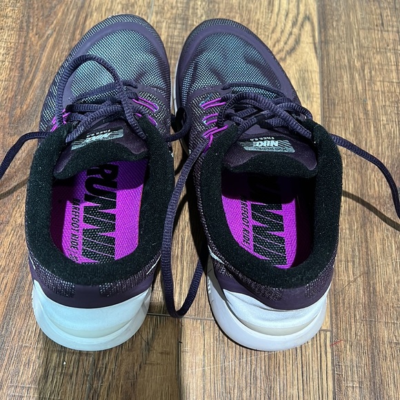 Nike Free 5.0 H2O Repel - excellent condition - Picture 3 of 7